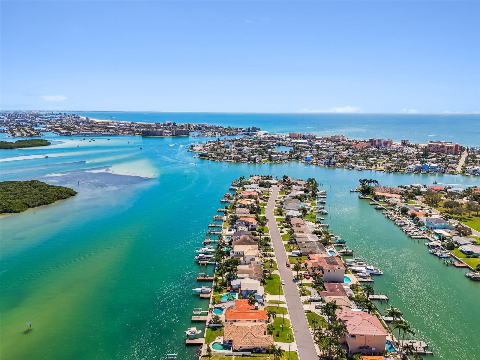 529 JOHNS PASS AVE, MADEIRA BEACH, FL, 33708