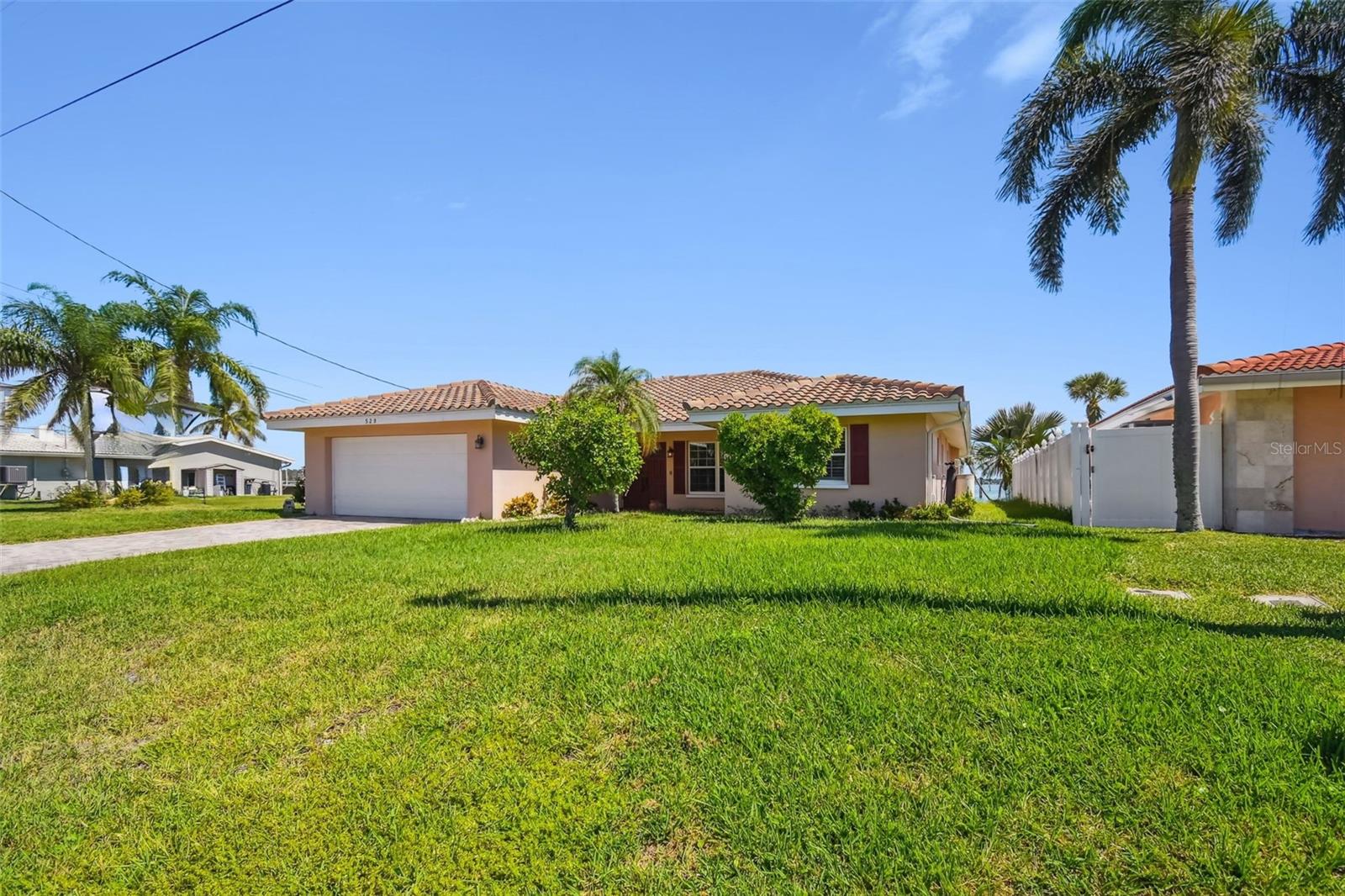 529 JOHNS PASS AVE, MADEIRA BEACH, FL, 33708