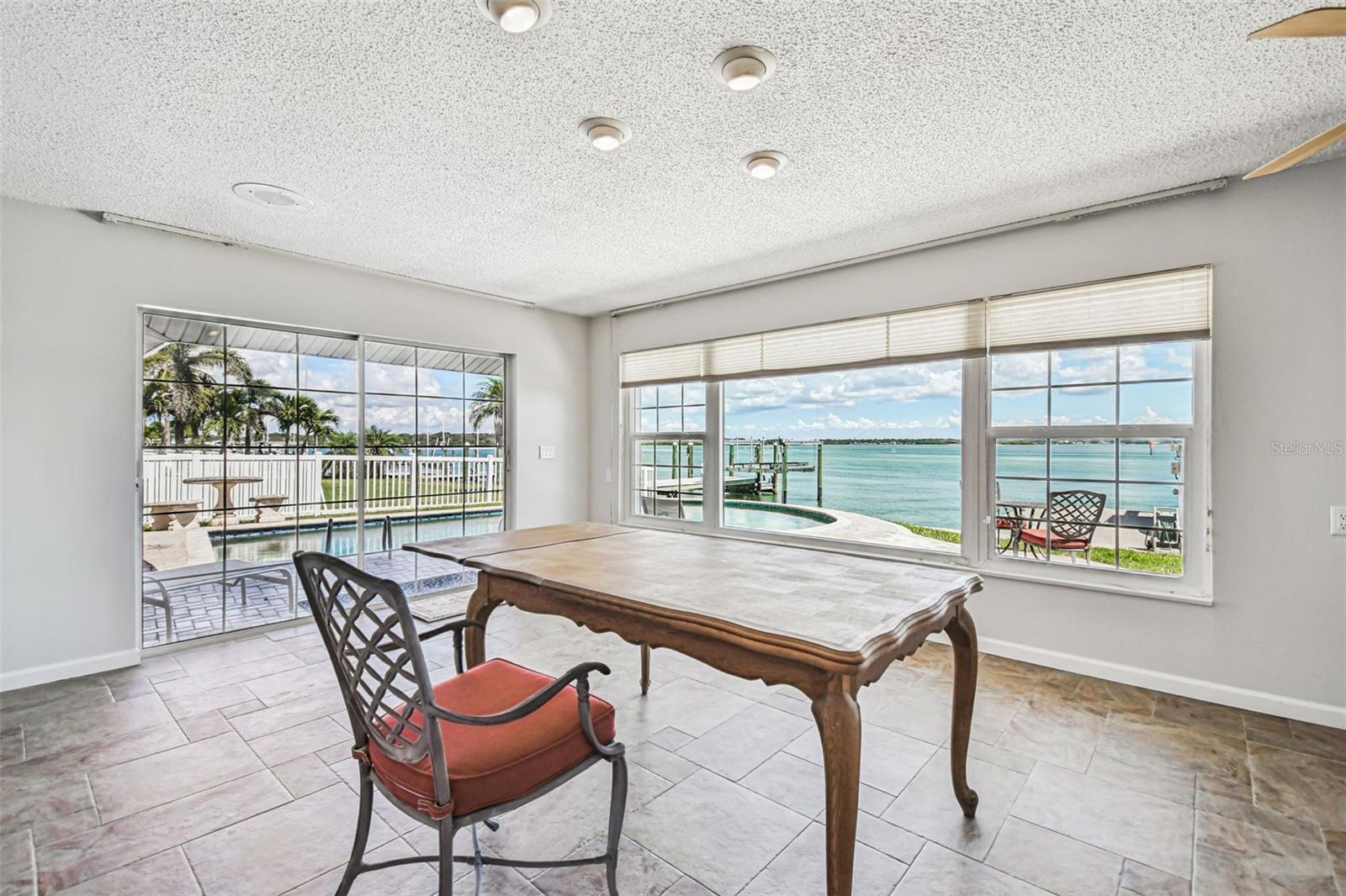 529 JOHNS PASS AVE, MADEIRA BEACH, FL, 33708