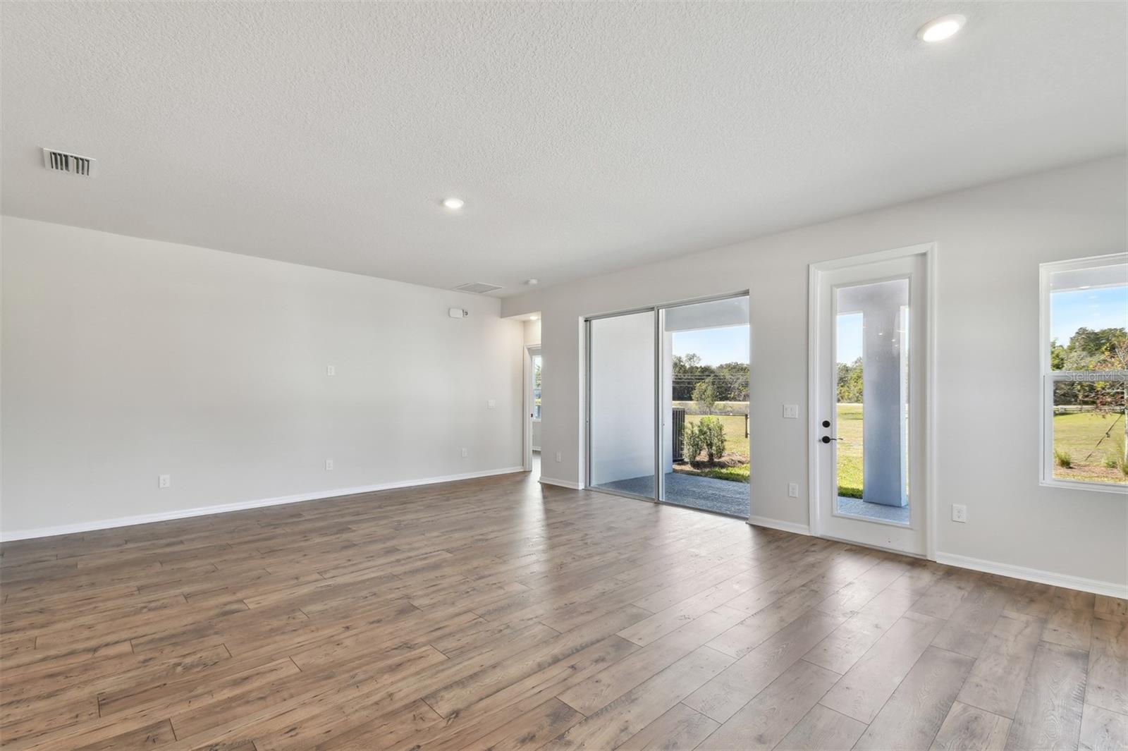 6086 SACRED OAK AVE, MOUNT DORA, FL, 32757