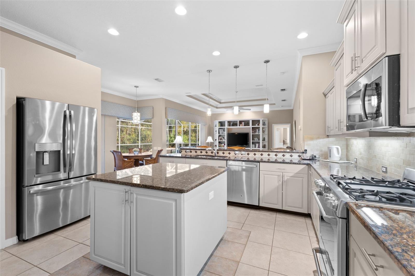 4867 CARRINGTON CIR, SARASOTA, FL, 34243