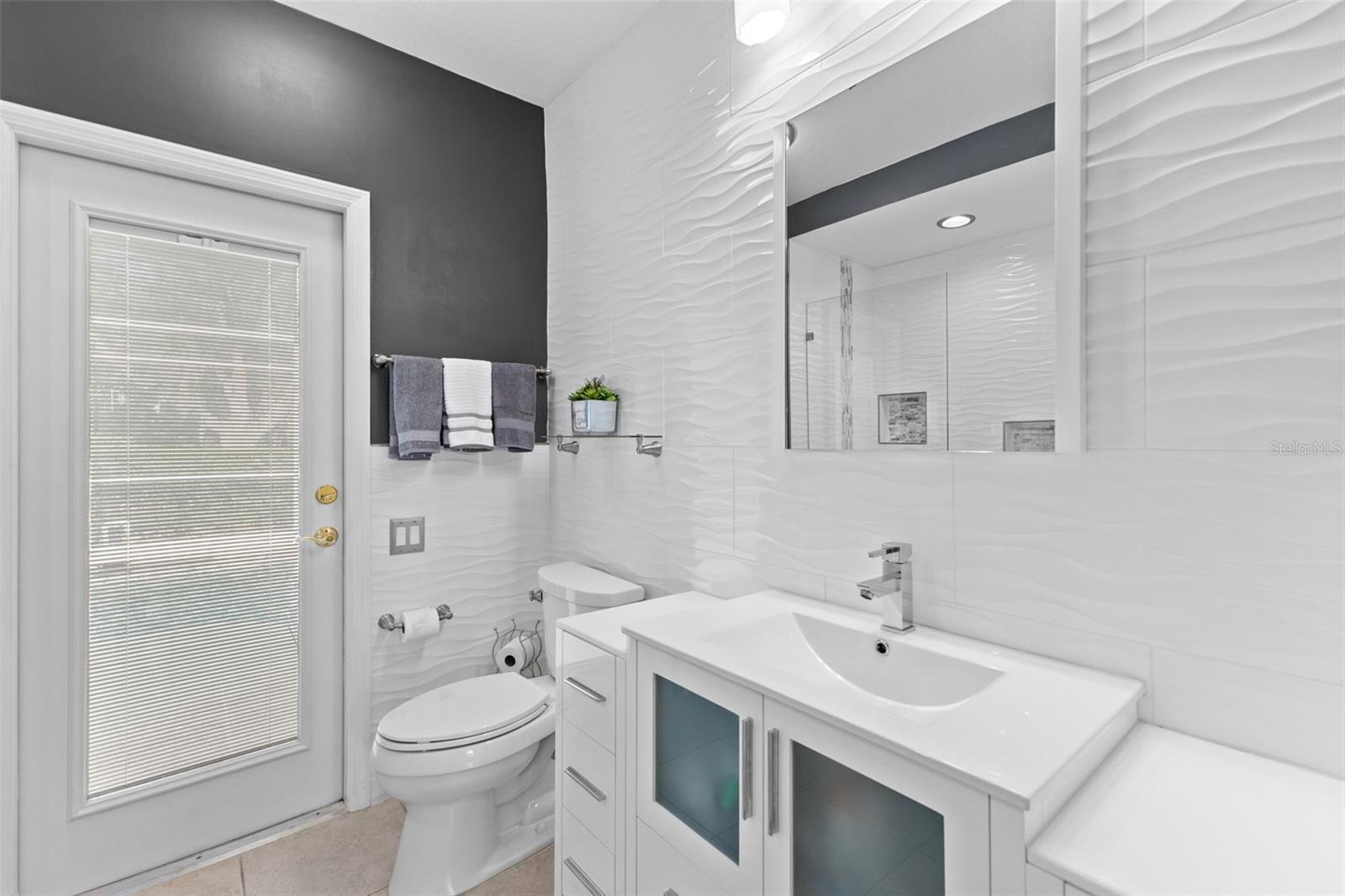 4867 CARRINGTON CIR, SARASOTA, FL, 34243