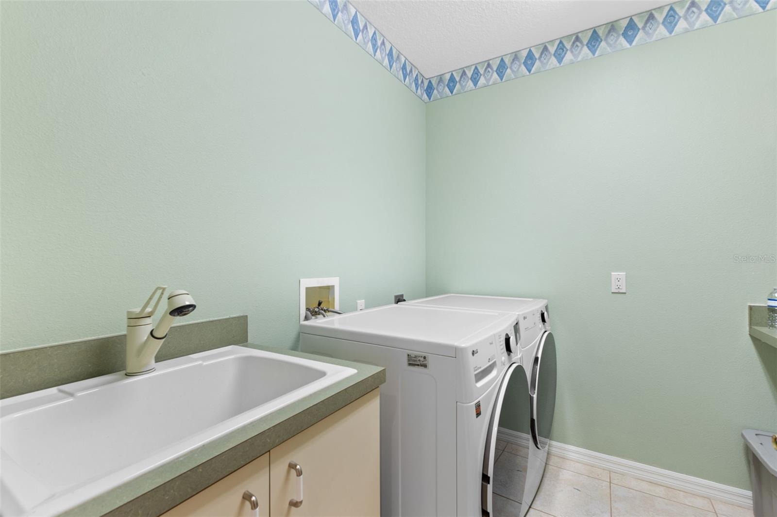 4867 CARRINGTON CIR, SARASOTA, FL, 34243