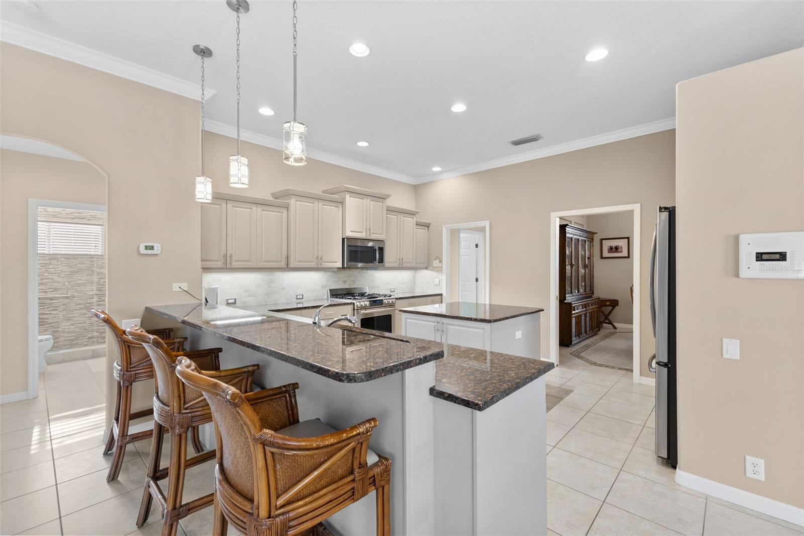 4867 CARRINGTON CIR, SARASOTA, FL, 34243