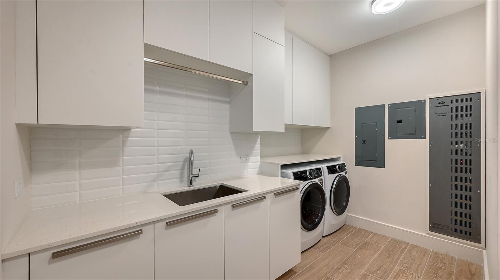 A4627935 Property Photo