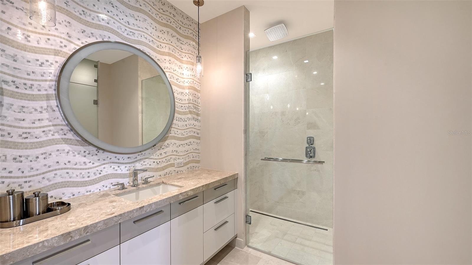 A4627935 Property Photo