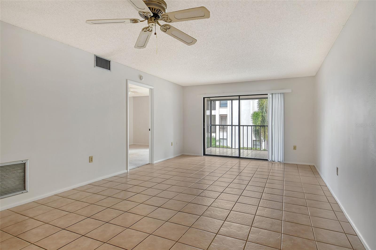 7201 CURTISS AVE #2B, SARASOTA, FL, 34231