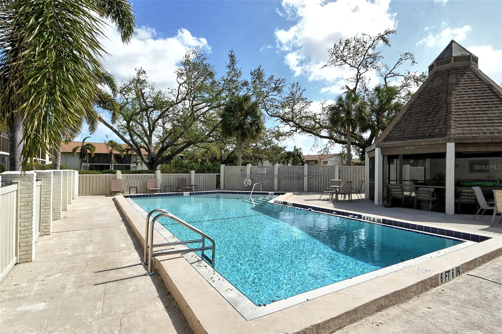 7201 CURTISS AVE #2B, SARASOTA, FL, 34231