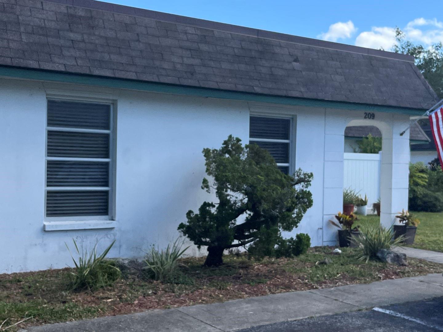 187 BEL FOREST DR, BELLEAIR BLUFFS, FL, 33770
