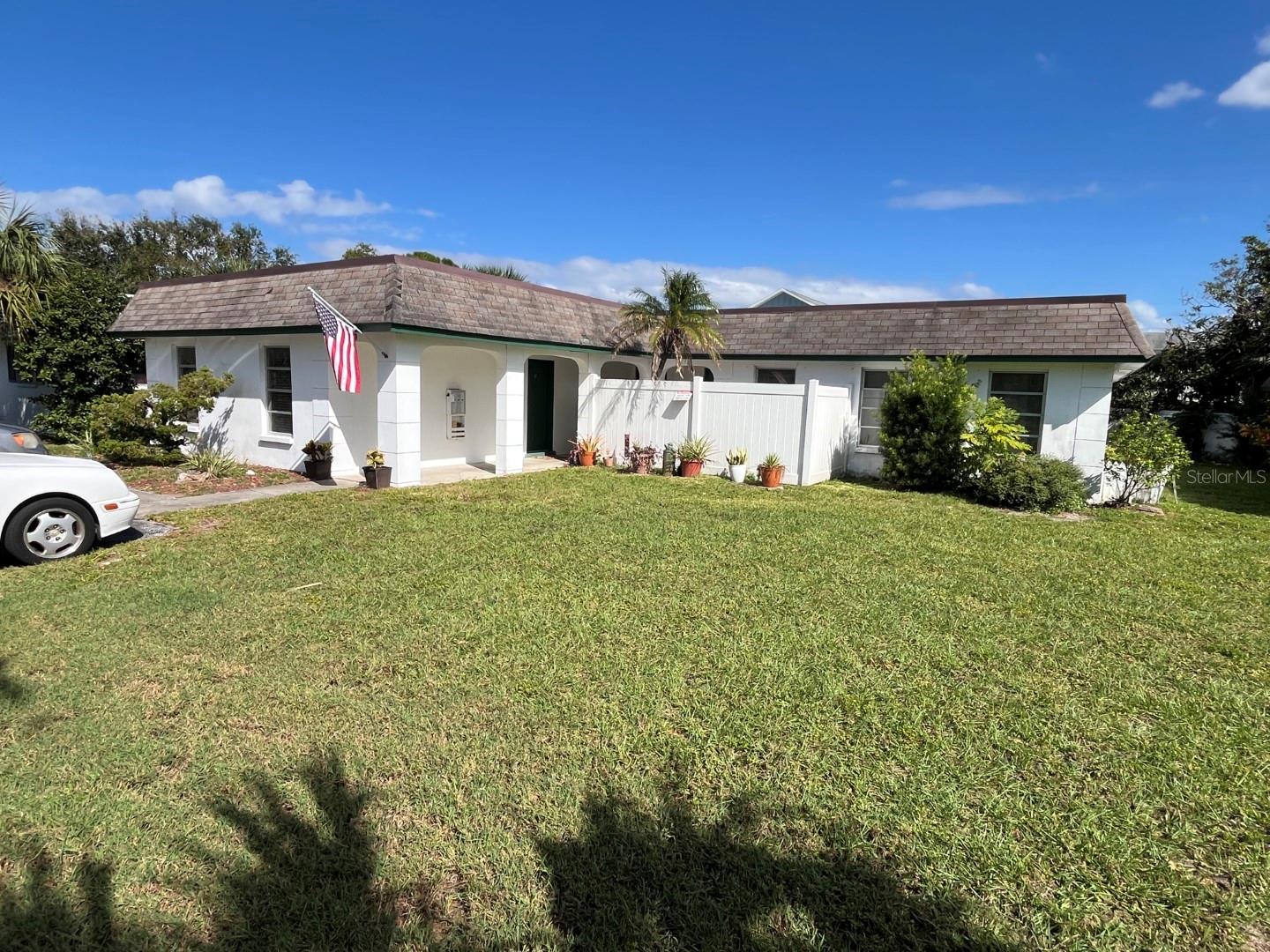 187 BEL FOREST DR, BELLEAIR BLUFFS, FL, 33770