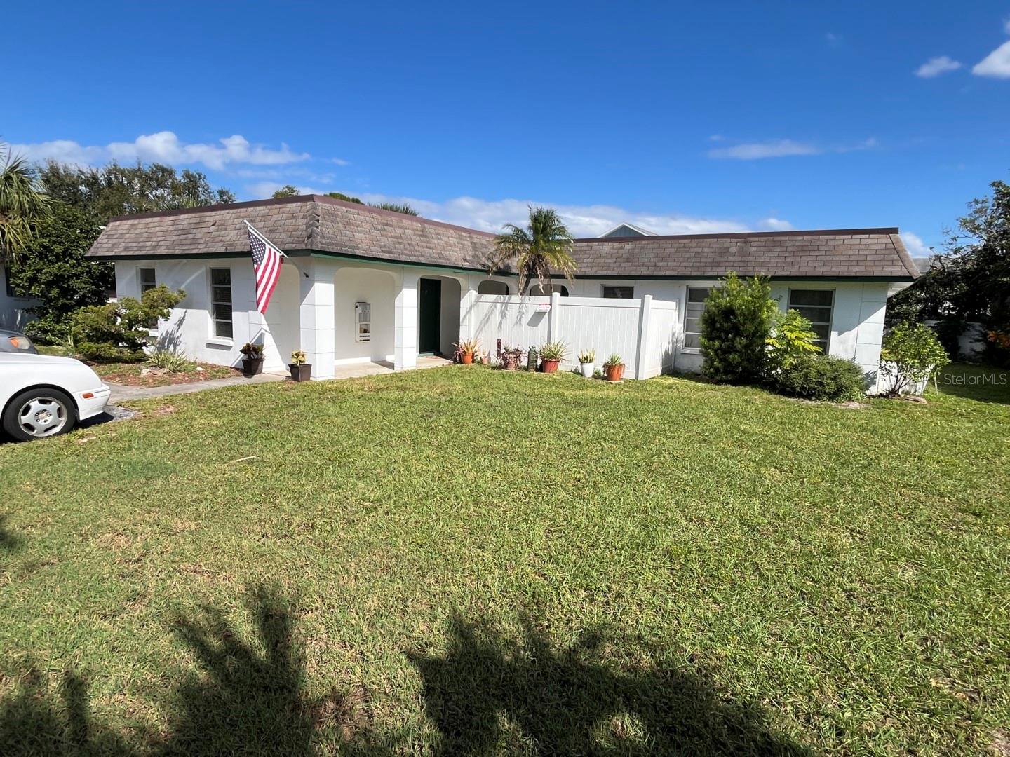 187 BEL FOREST DR, BELLEAIR BLUFFS, FL, 33770