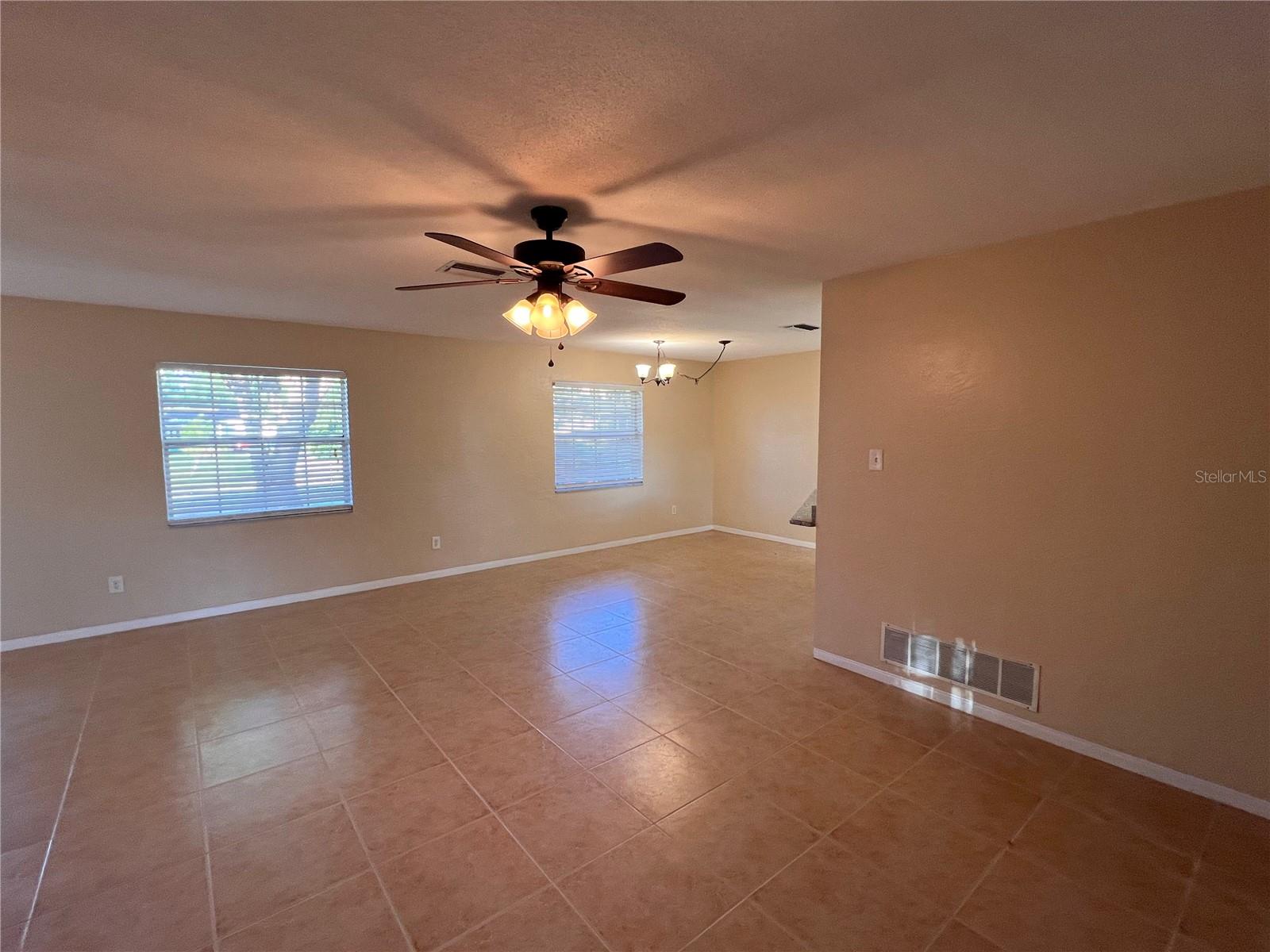 1337 GAYNOR CT, DELTONA, FL, 32725