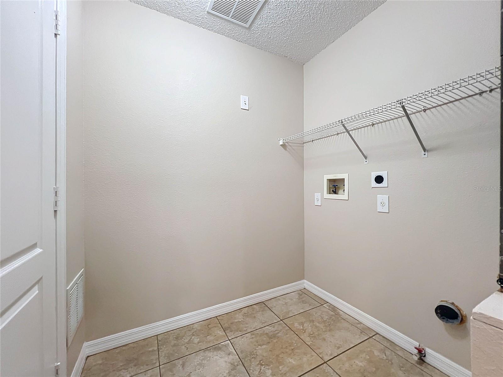 13718 GUILDHALL CIR, ORLANDO, FL, 32828