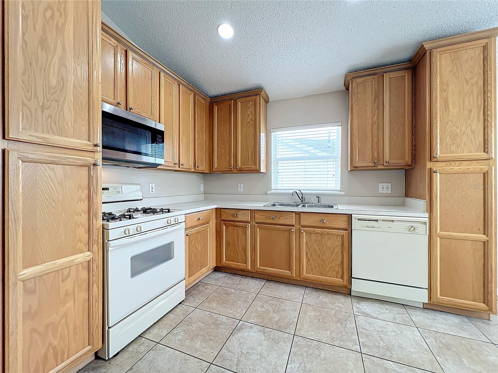 13718 GUILDHALL CIR, ORLANDO, FL, 32828