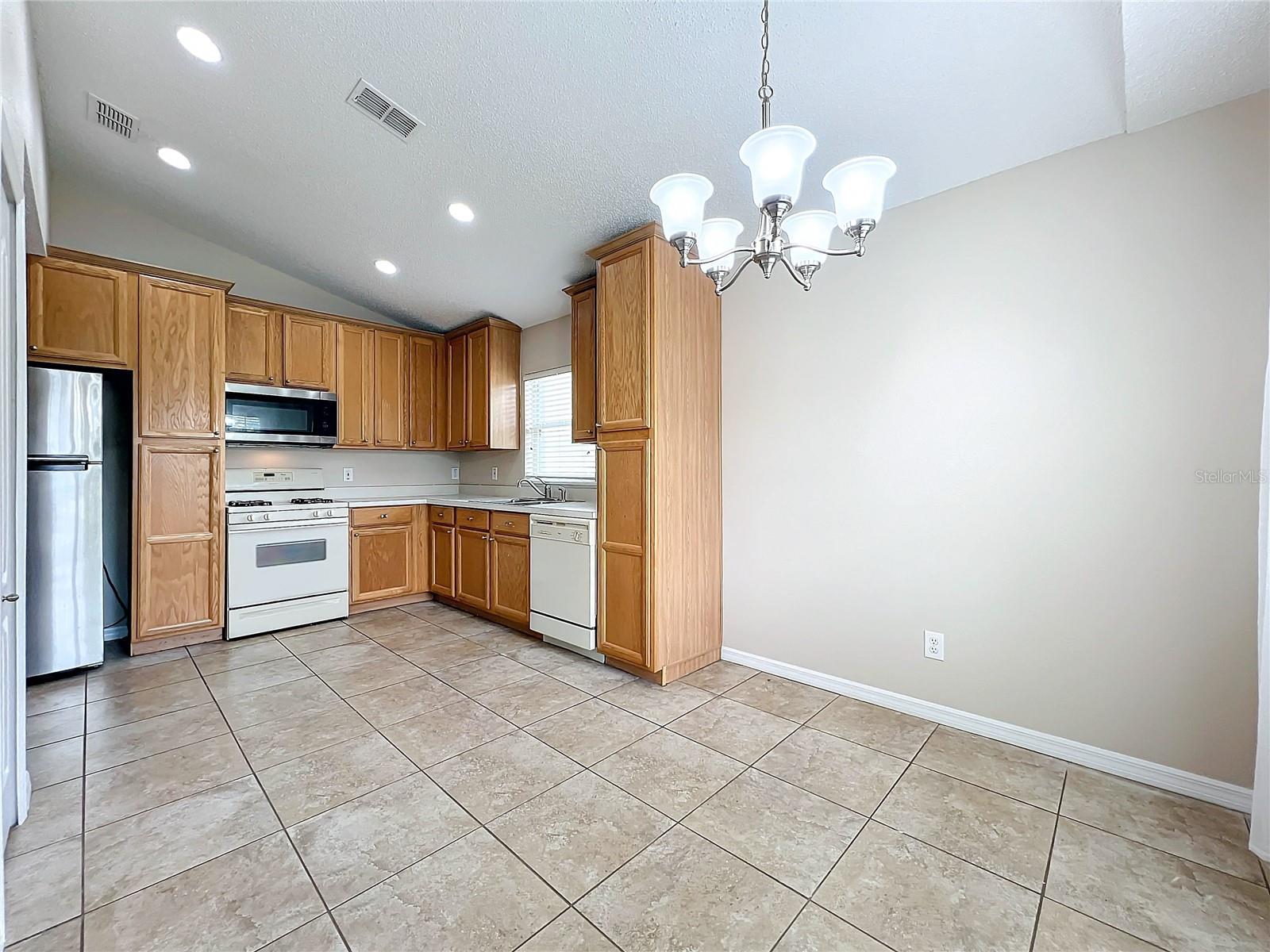 13718 GUILDHALL CIR, ORLANDO, FL, 32828