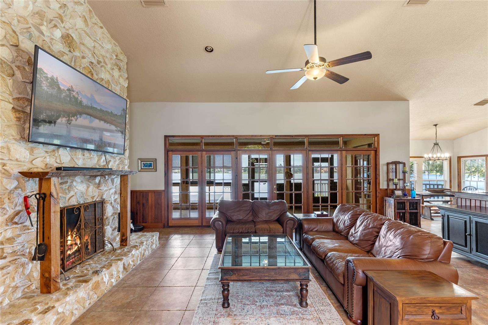 2982 LAKE WOODWARD DR, EUSTIS, FL, 32726
