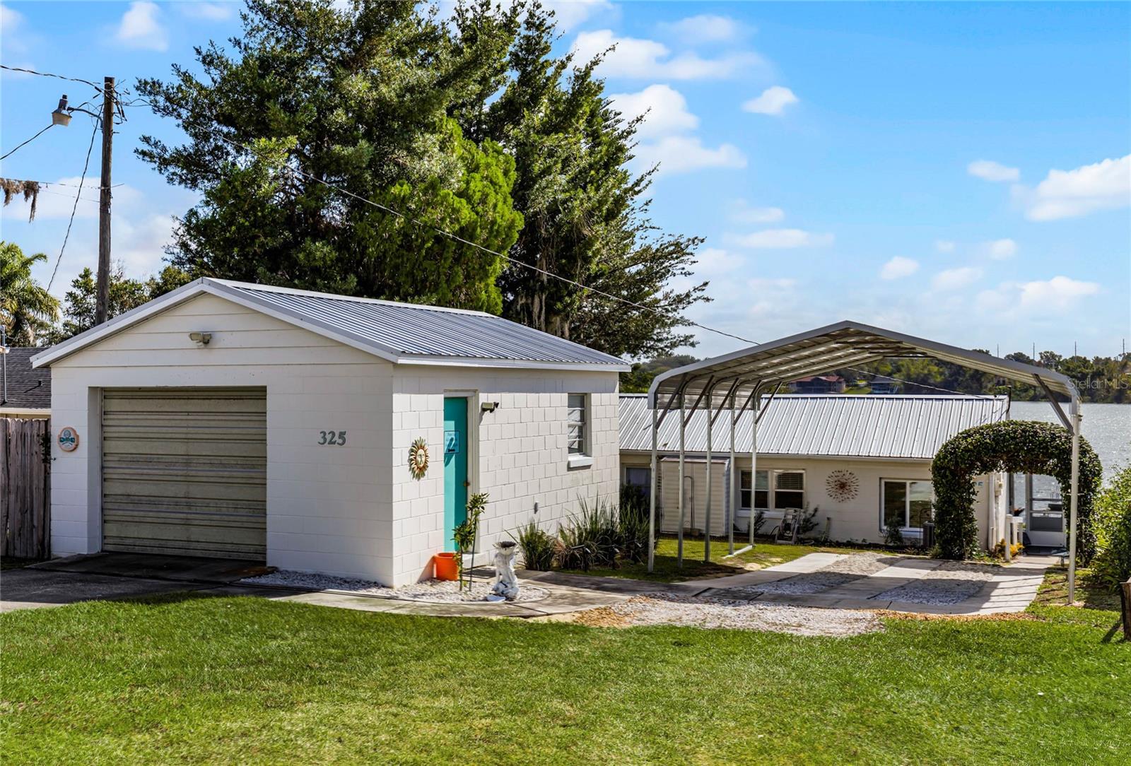325 LAKEFRONT CT, EUSTIS, FL, 32726