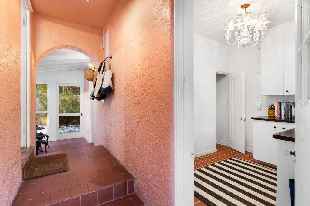 4511 BAY SHORE RD, SARASOTA, FL, 34234