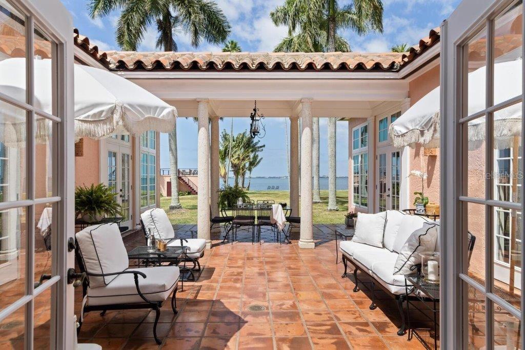 4511 BAY SHORE RD, SARASOTA, FL, 34234