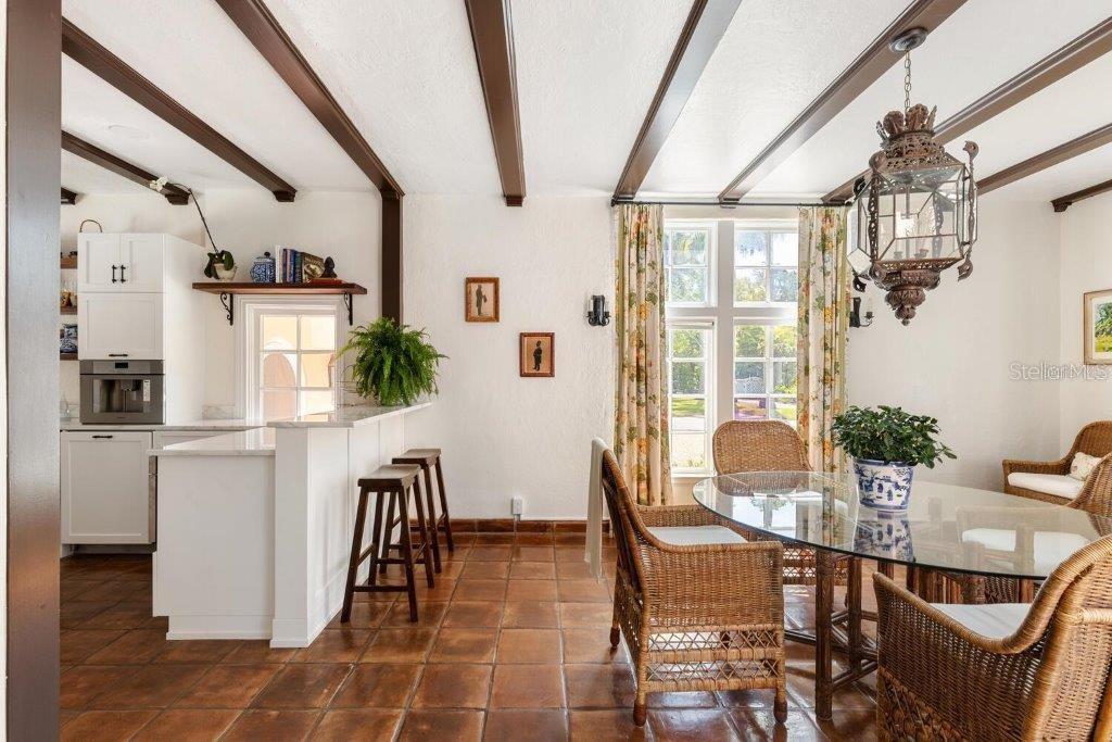 4511 BAY SHORE RD, SARASOTA, FL, 34234
