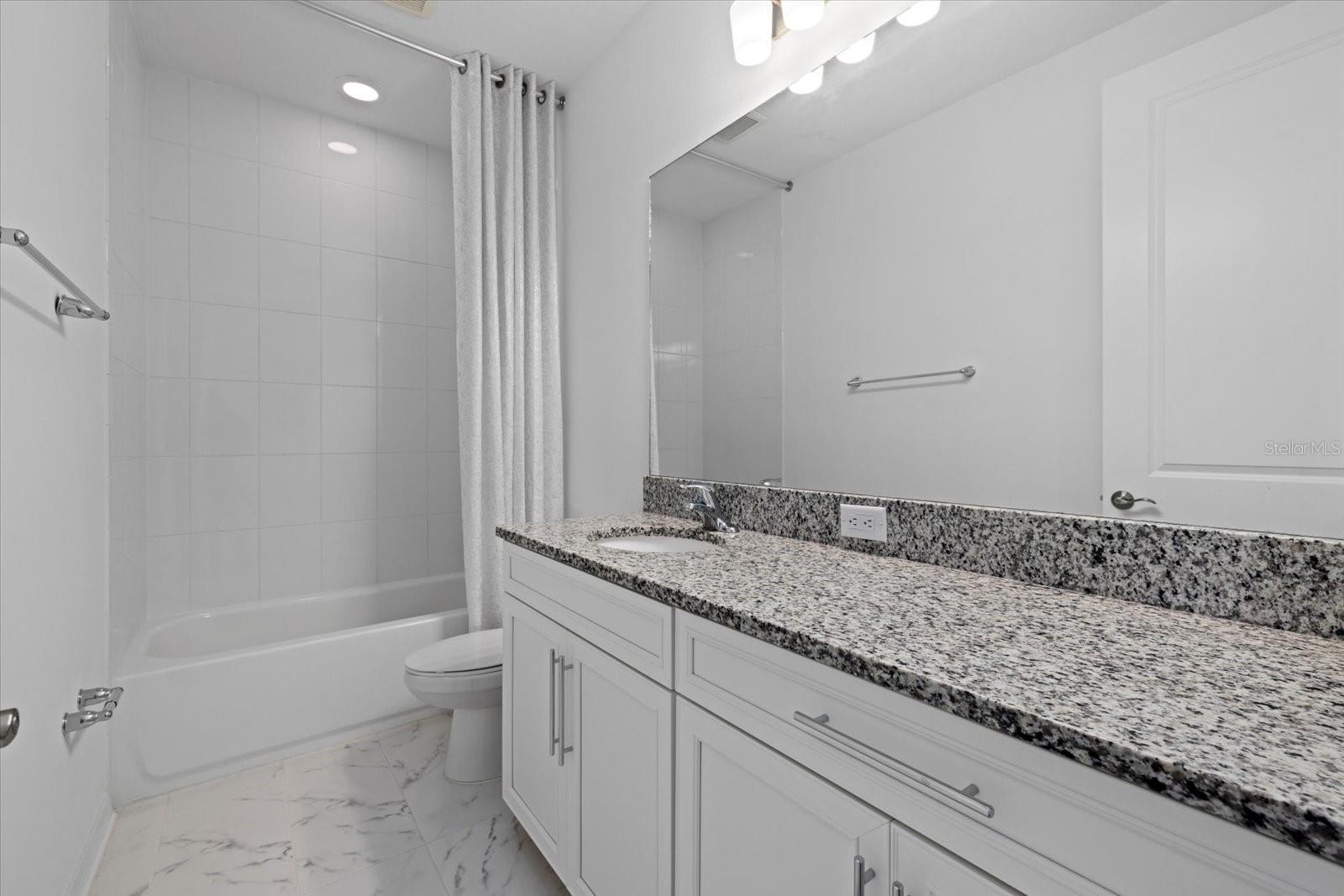 3512 HIDDEN CREEK BLVD, SARASOTA, FL, 34240