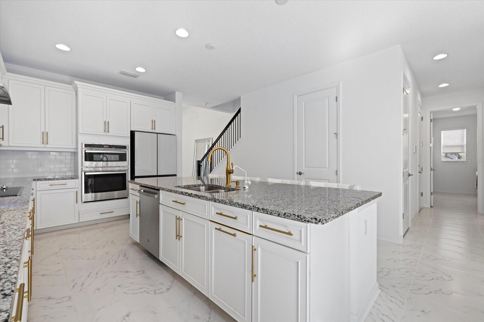 3512 HIDDEN CREEK BLVD, SARASOTA, FL, 34240