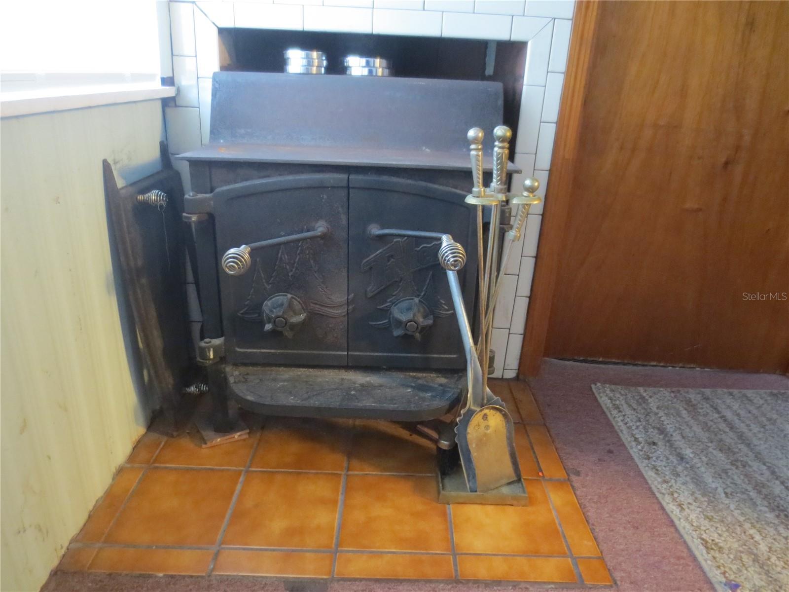 16939 SE 14TH STREET RD, SILVER SPRINGS, FL, 34488