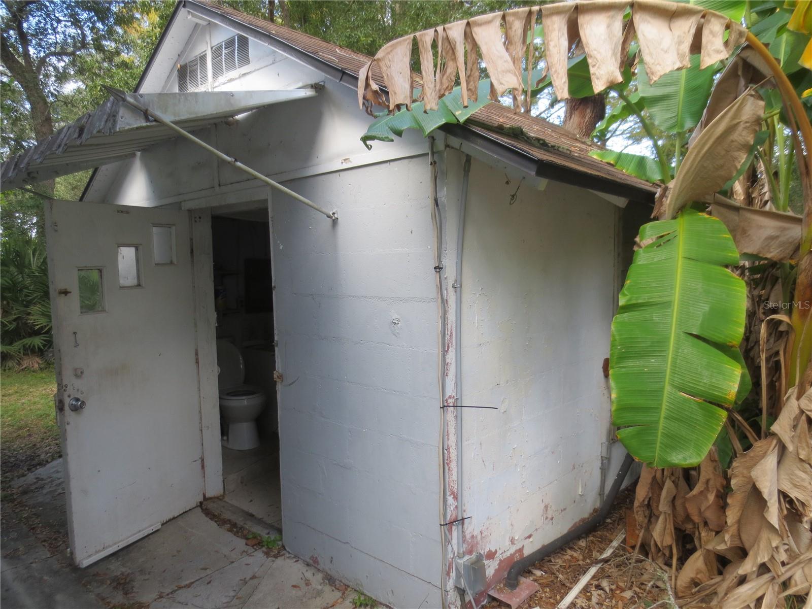 16939 SE 14TH STREET RD, SILVER SPRINGS, FL, 34488