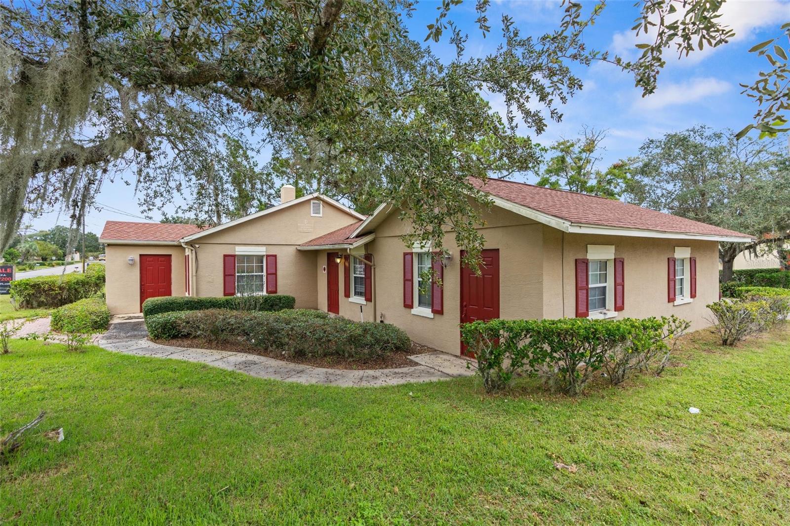 604 N SINCLAIR AVE, TAVARES, FL, 32778