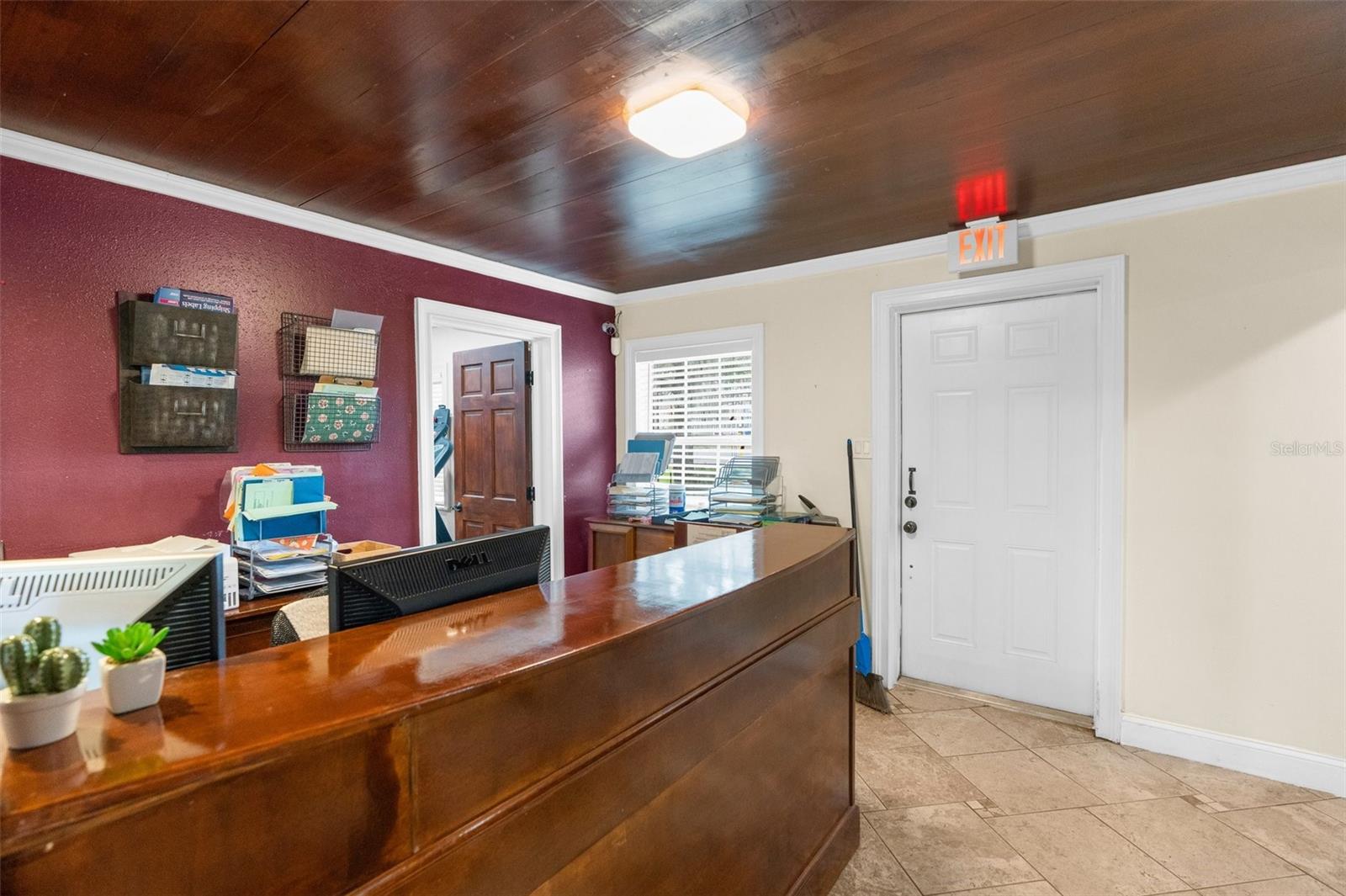 604 N SINCLAIR AVE, TAVARES, FL, 32778