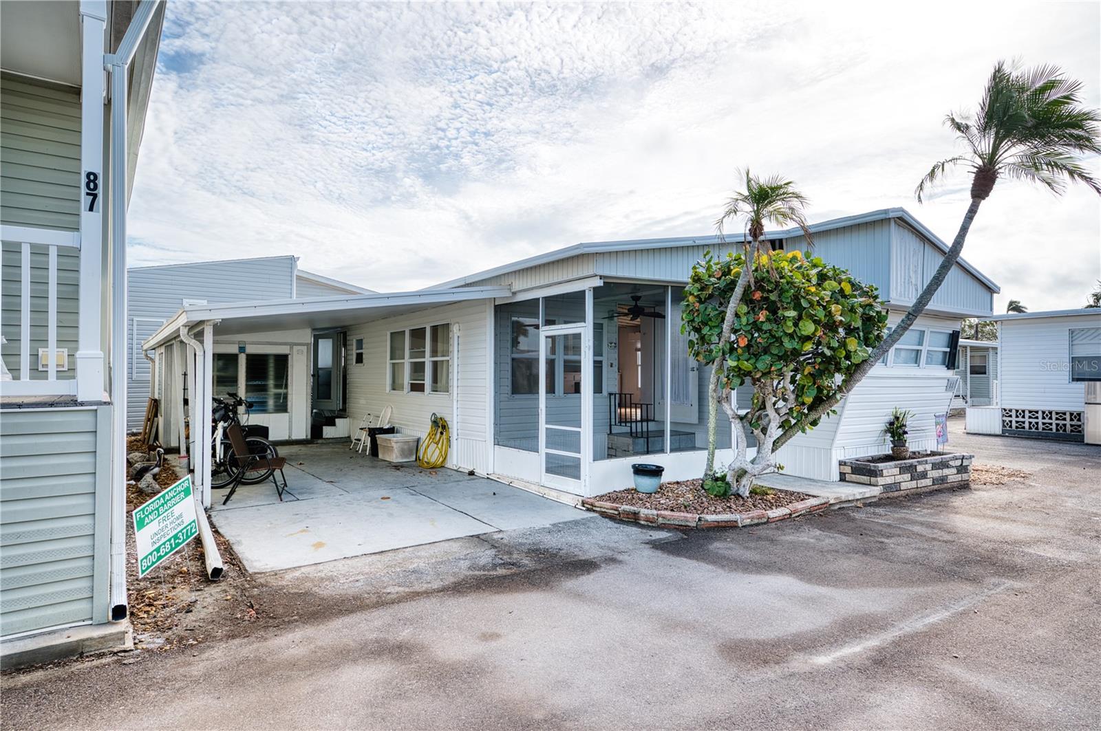 88 TWIN SHORES BLVD, LONGBOAT KEY, FL, 34228