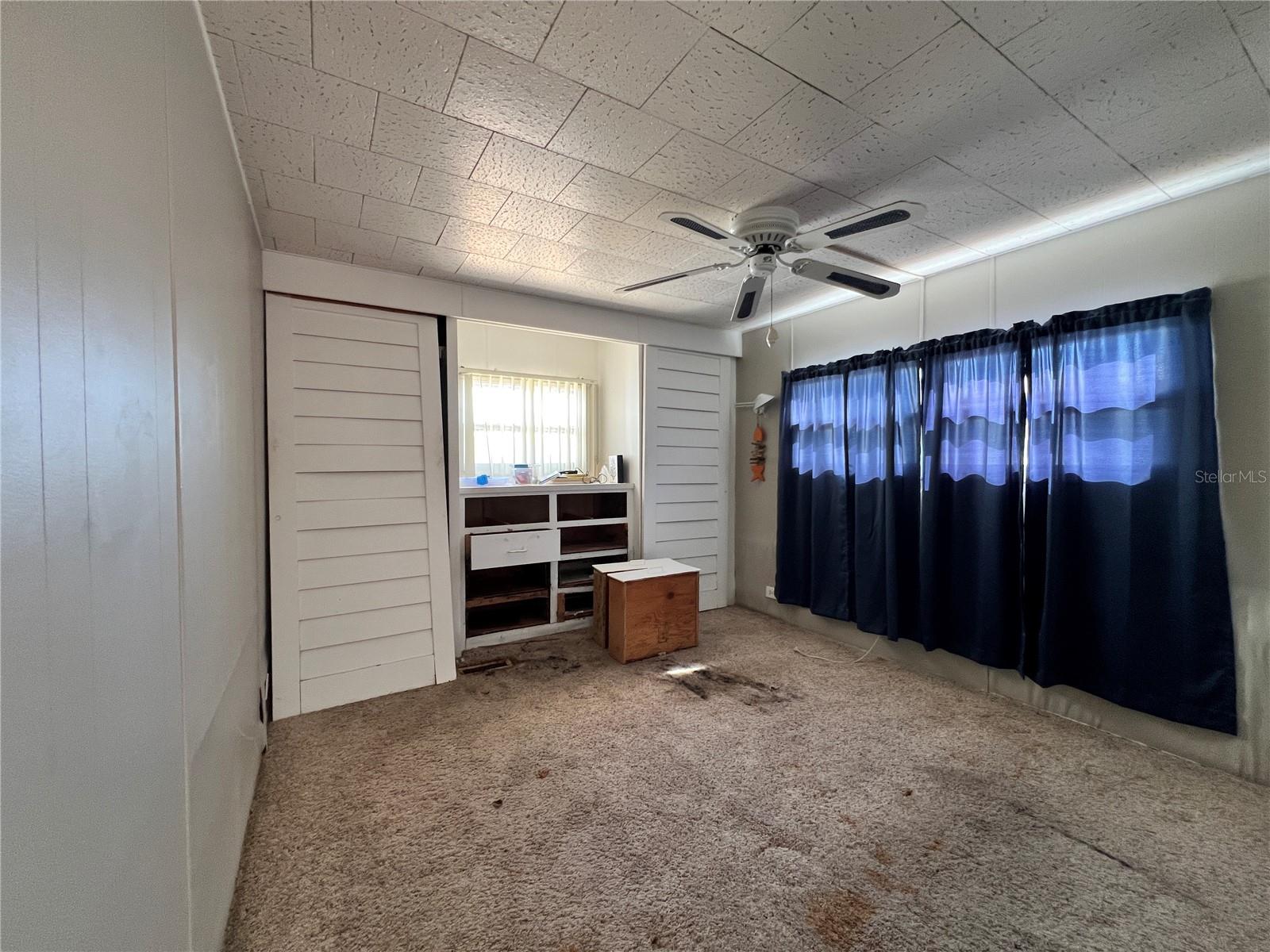 88 TWIN SHORES BLVD, LONGBOAT KEY, FL, 34228