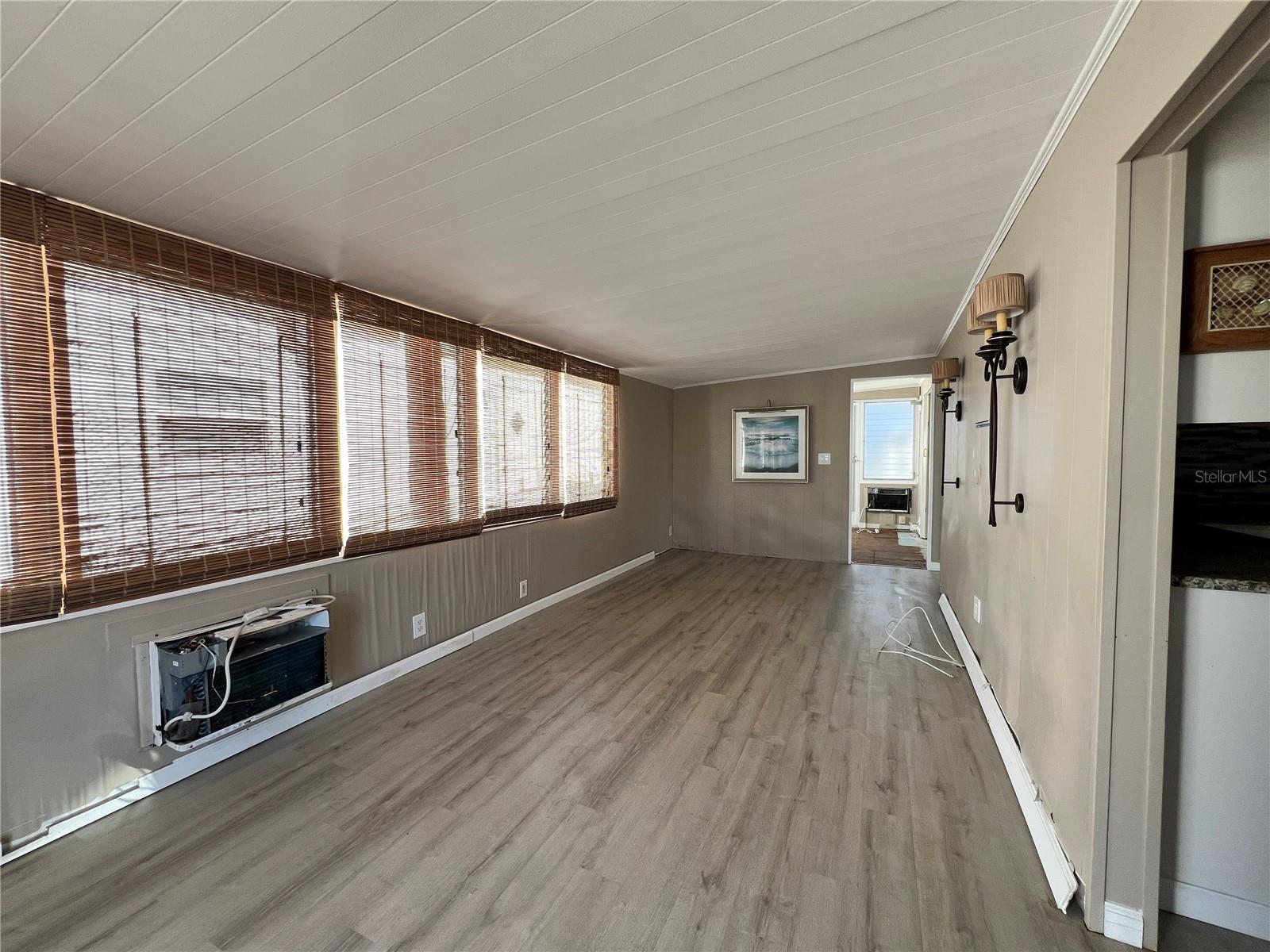 79 TWIN SHORES BLVD, LONGBOAT KEY, FL, 34228