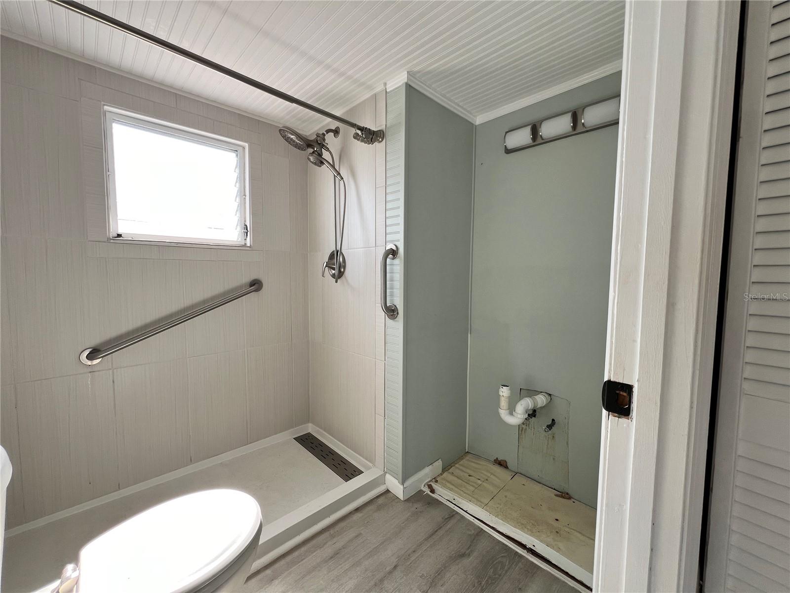 79 TWIN SHORES BLVD, LONGBOAT KEY, FL, 34228