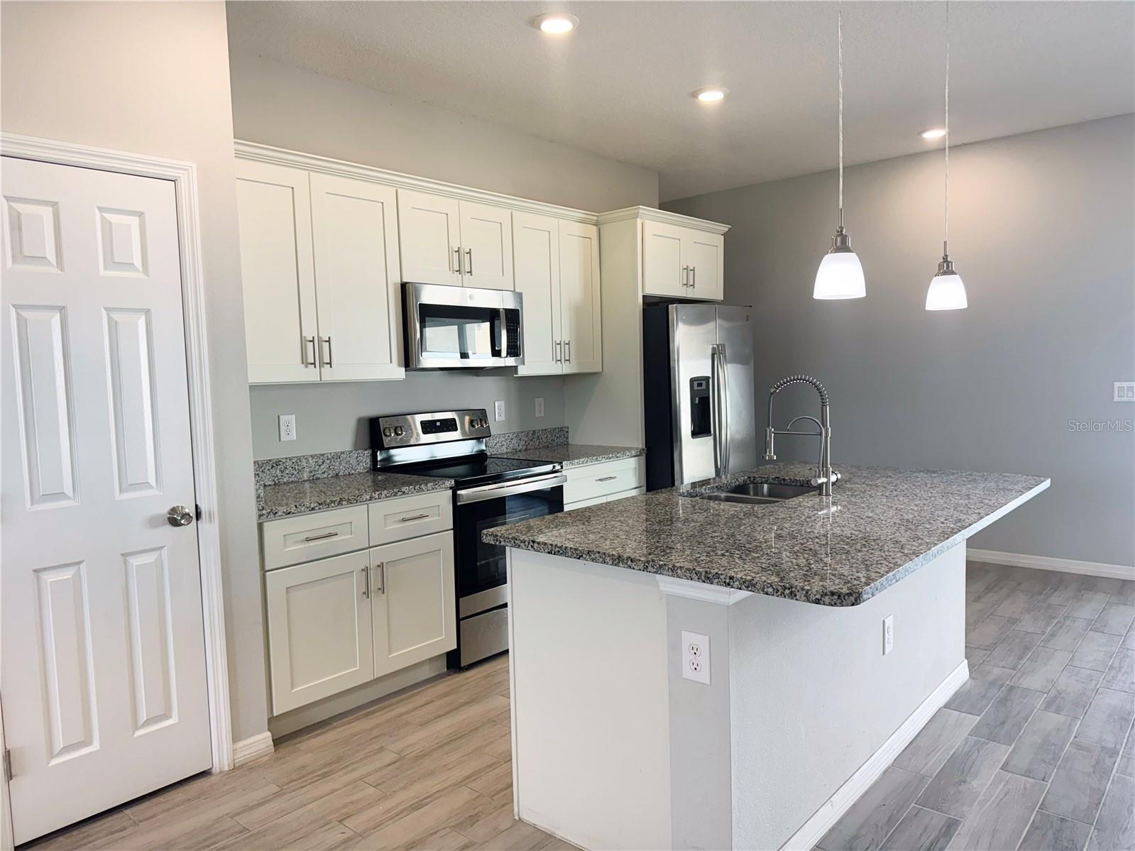 152 BIG BLACK DR, KISSIMMEE, FL, 34759