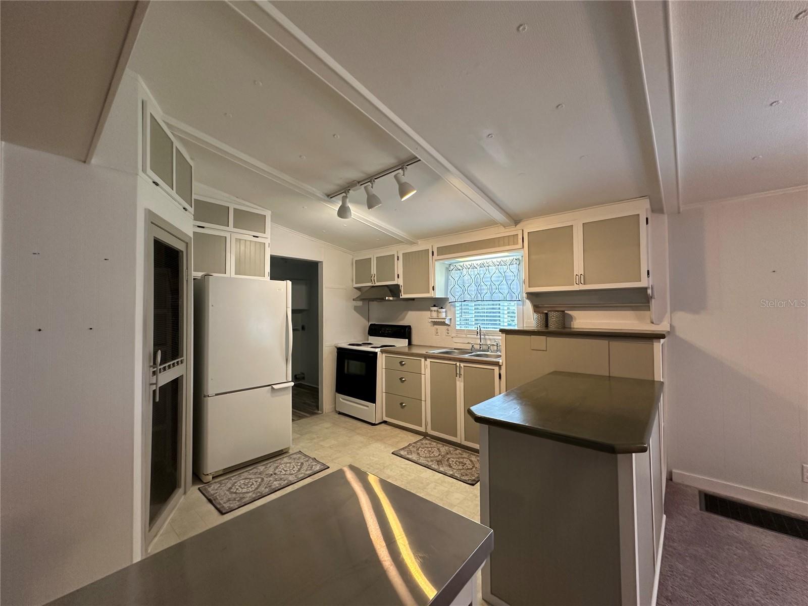 55137 ALCO RD, ASTOR, FL, 32102