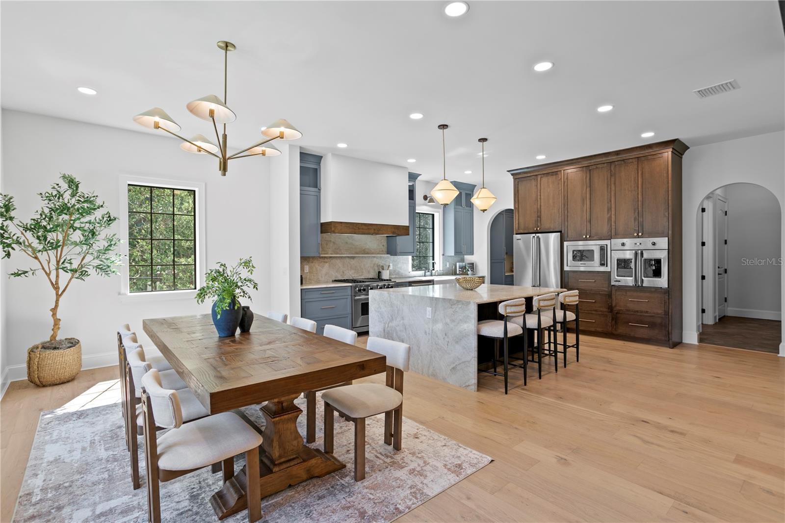 TB8317803 Property Photo