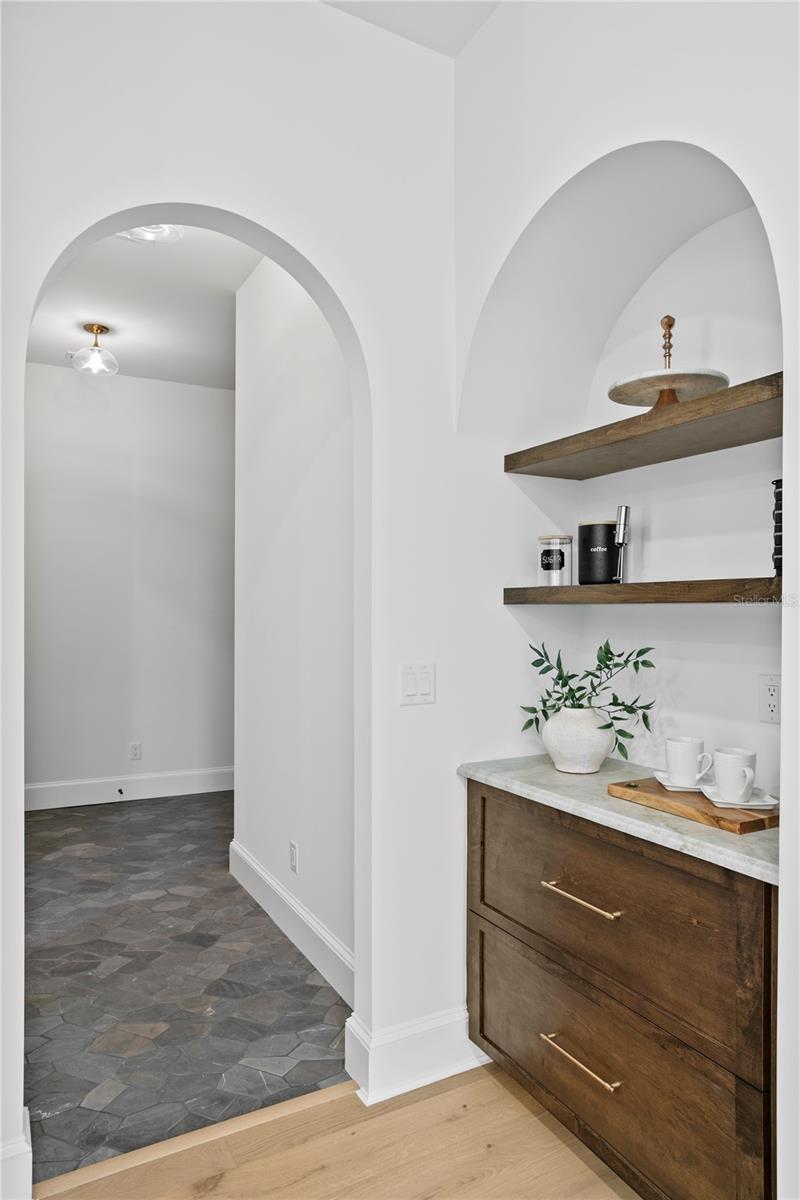 TB8317803 Property Photo