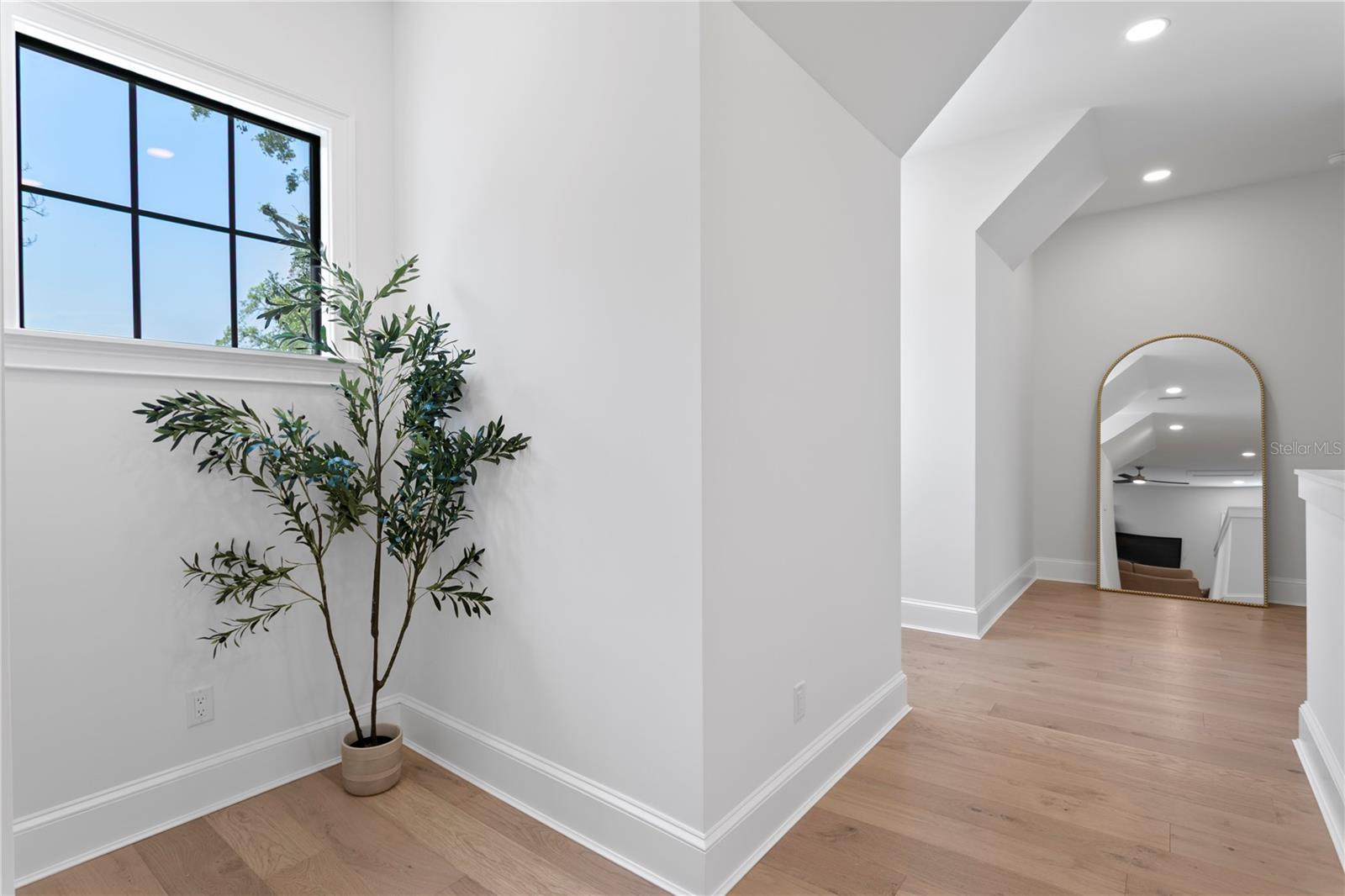 TB8317803 Property Photo