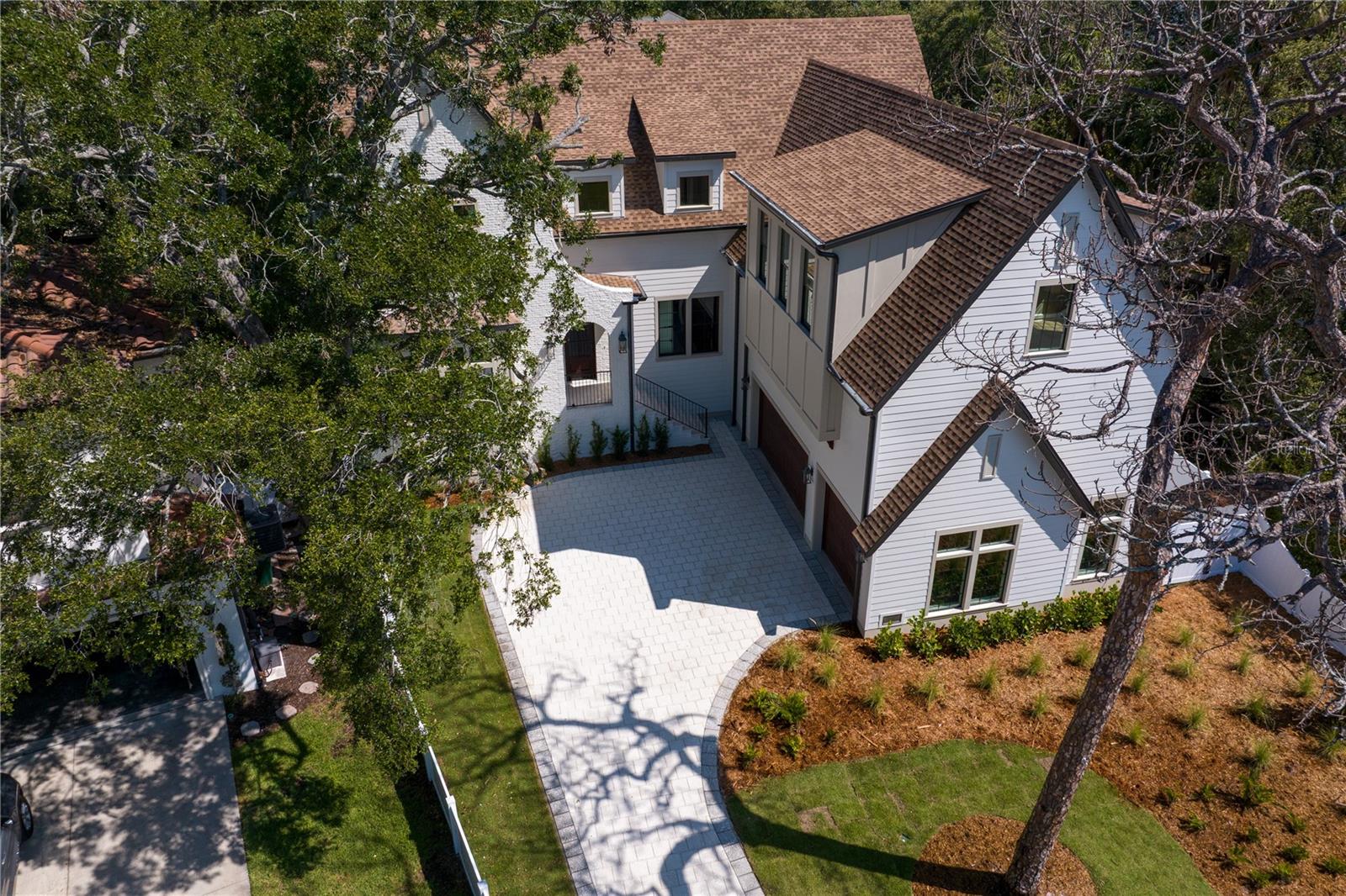 TB8317803 Property Photo