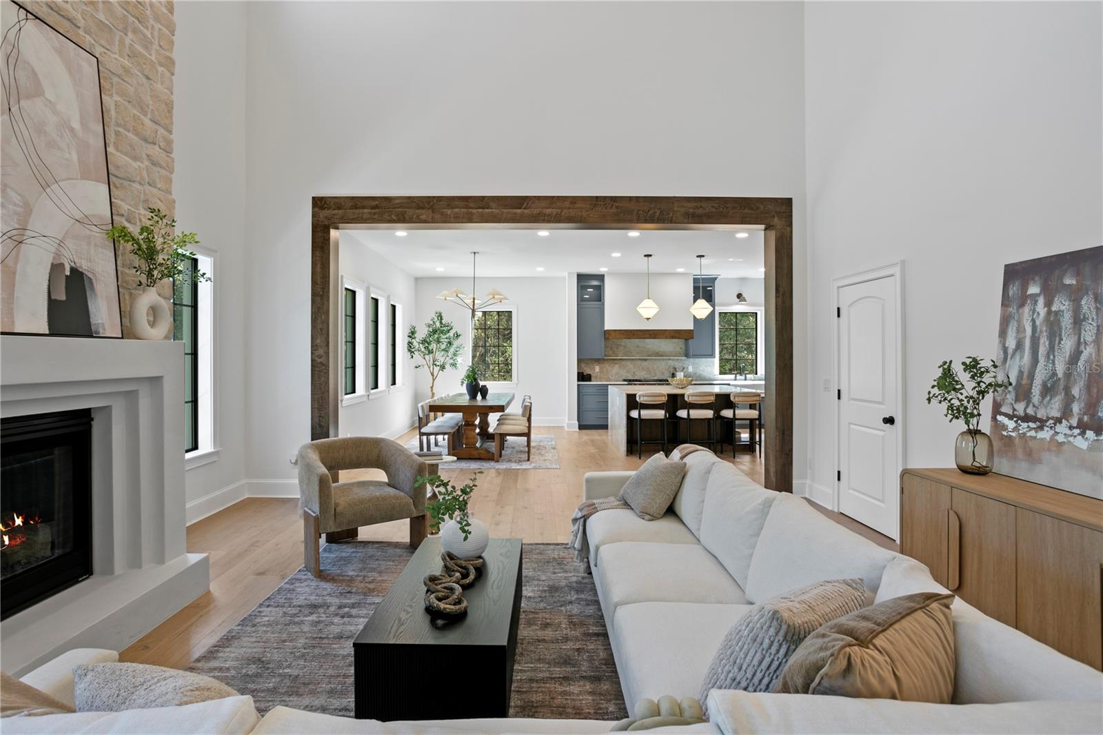 TB8317803 Property Photo