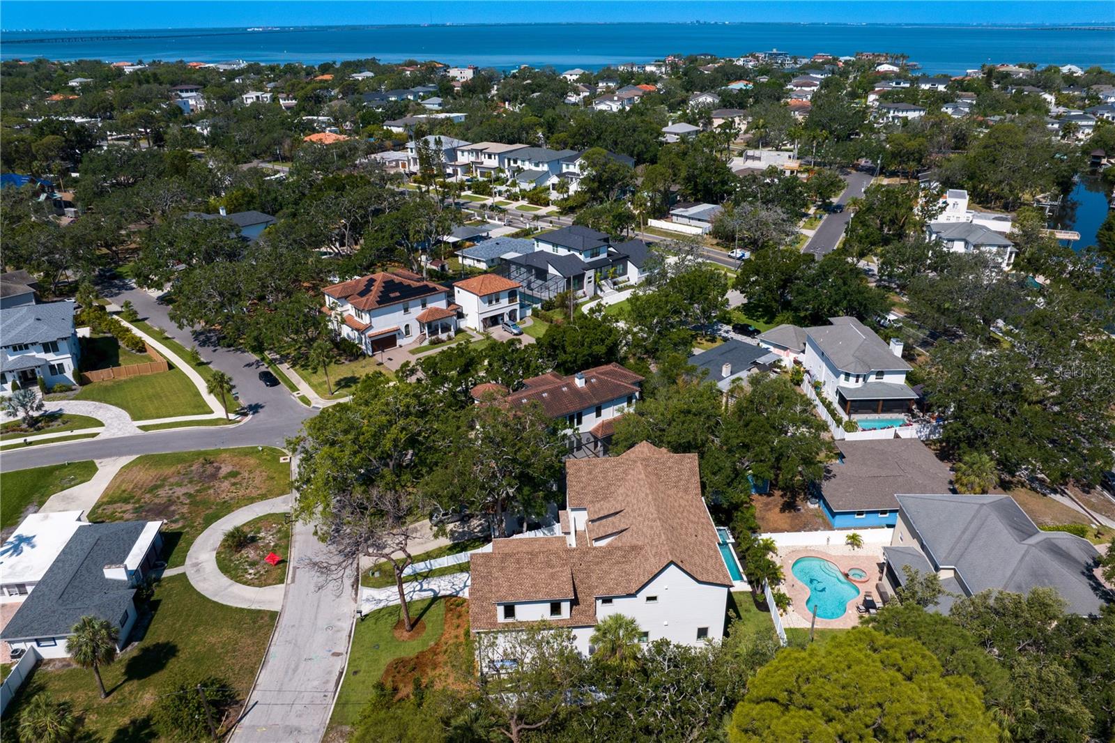 TB8317803 Property Photo