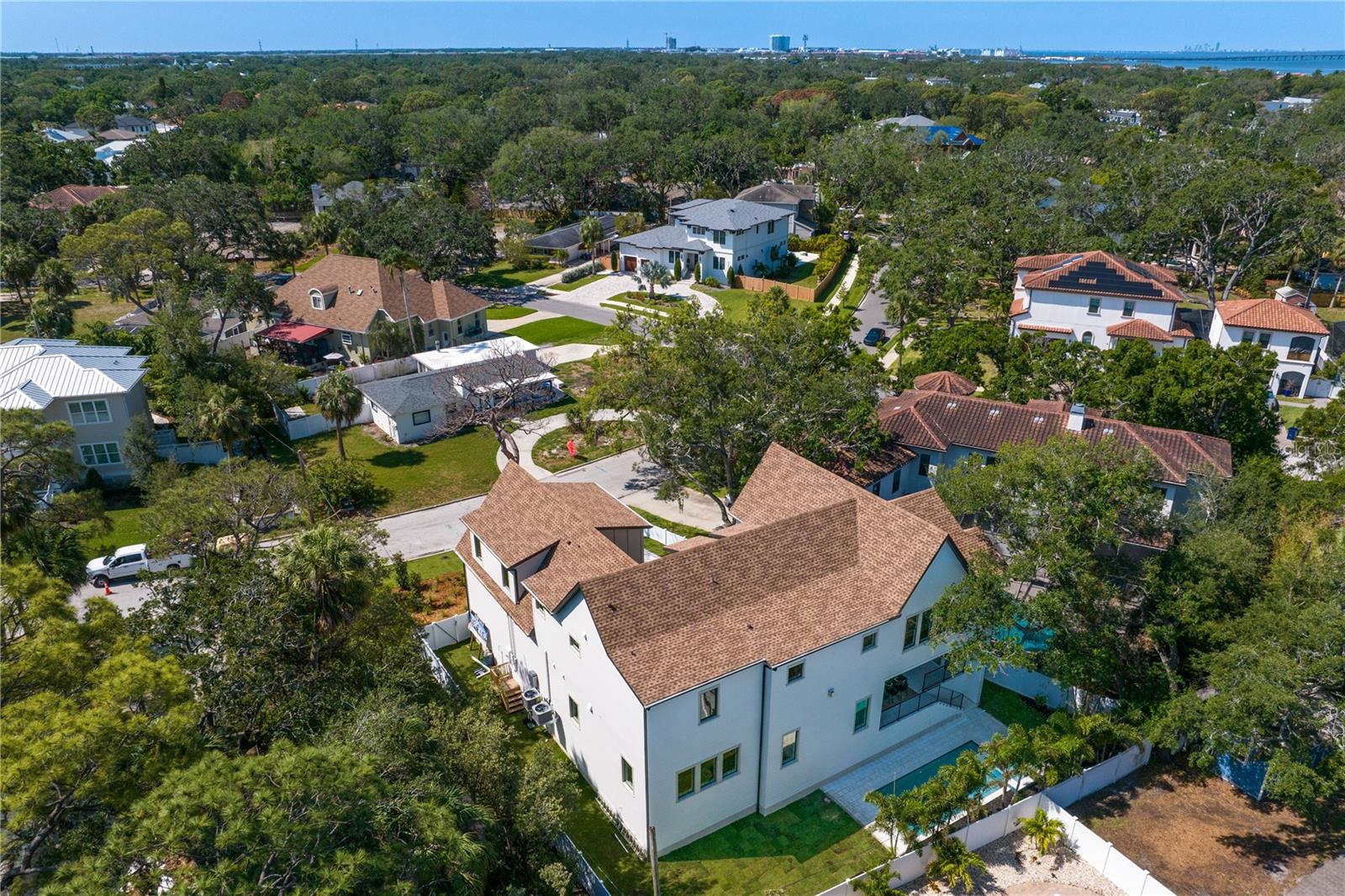 TB8317803 Property Photo