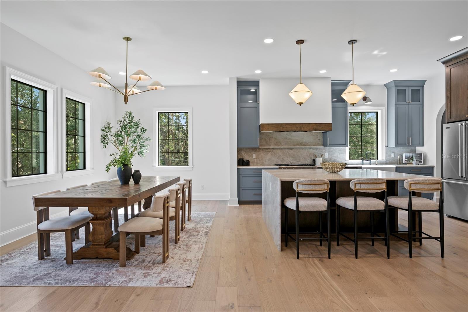 TB8317803 Property Photo