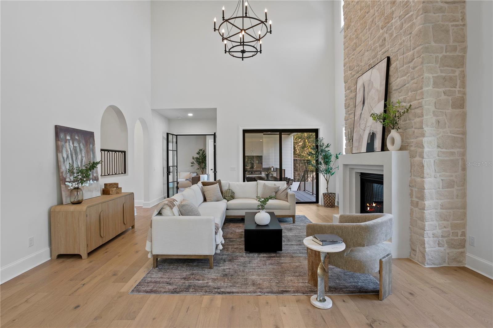 TB8317803 Property Photo