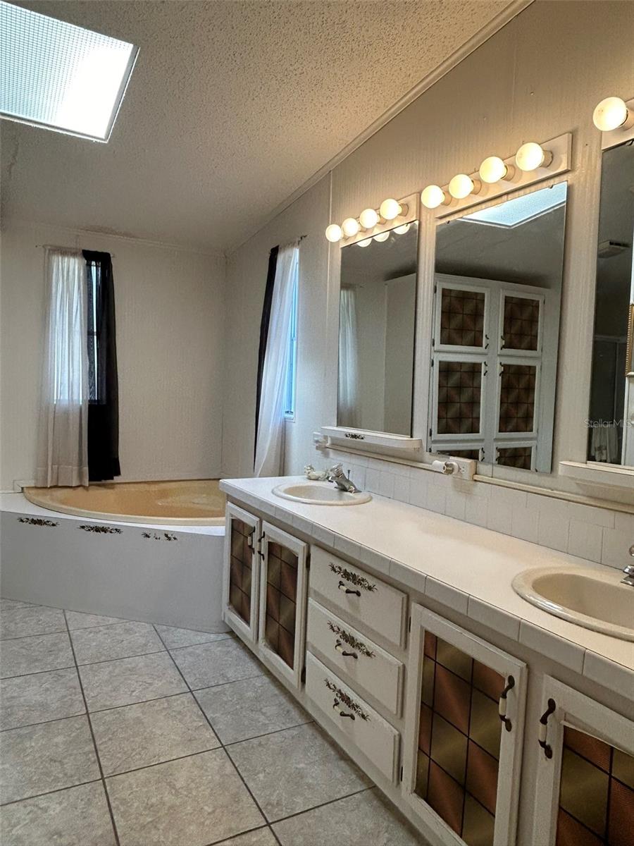 16150 BROOKRIDGE BLVD, BROOKSVILLE, FL, 34613