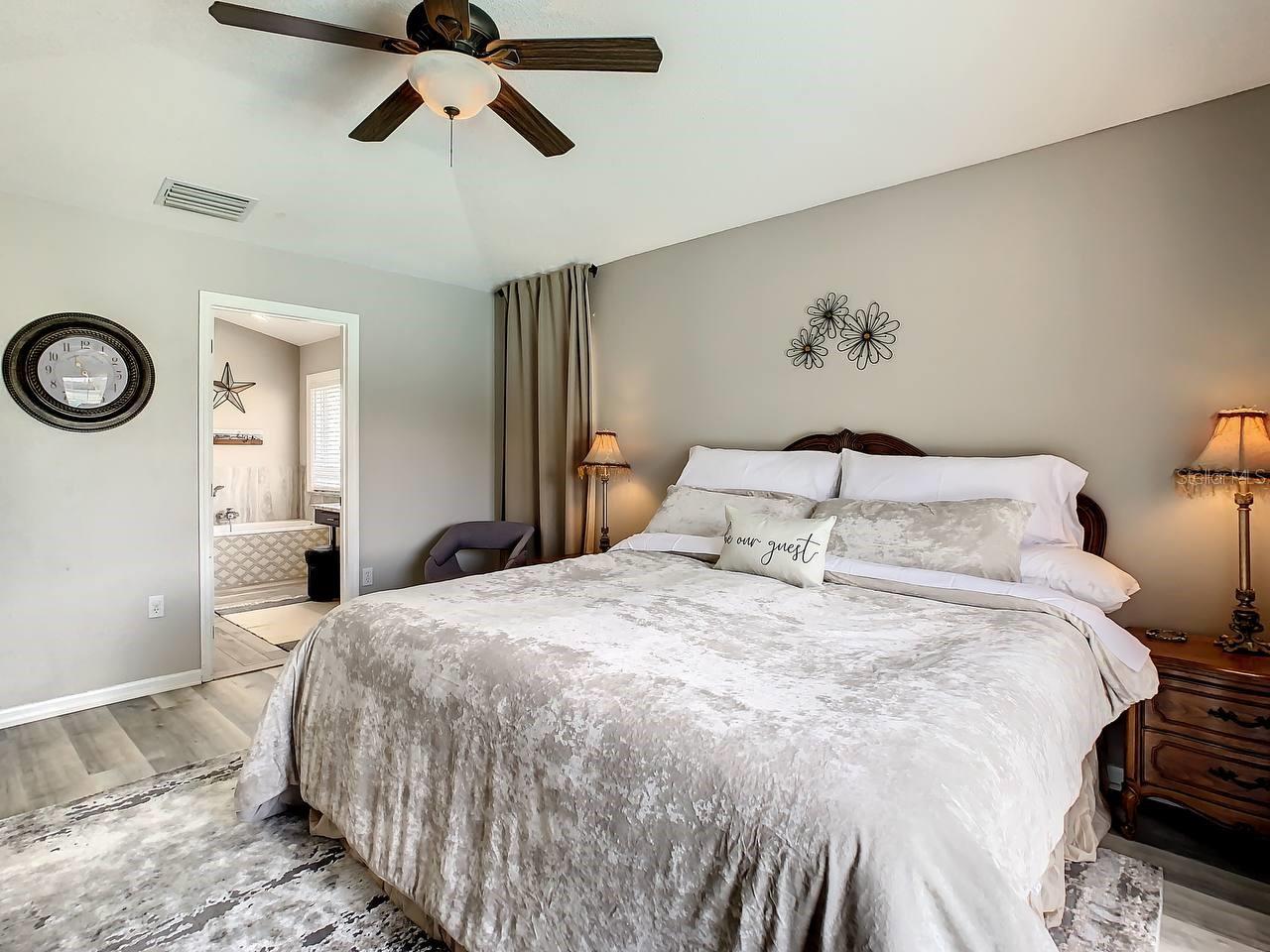 973 LAKE BERKLEY DR, KISSIMMEE, FL, 34746