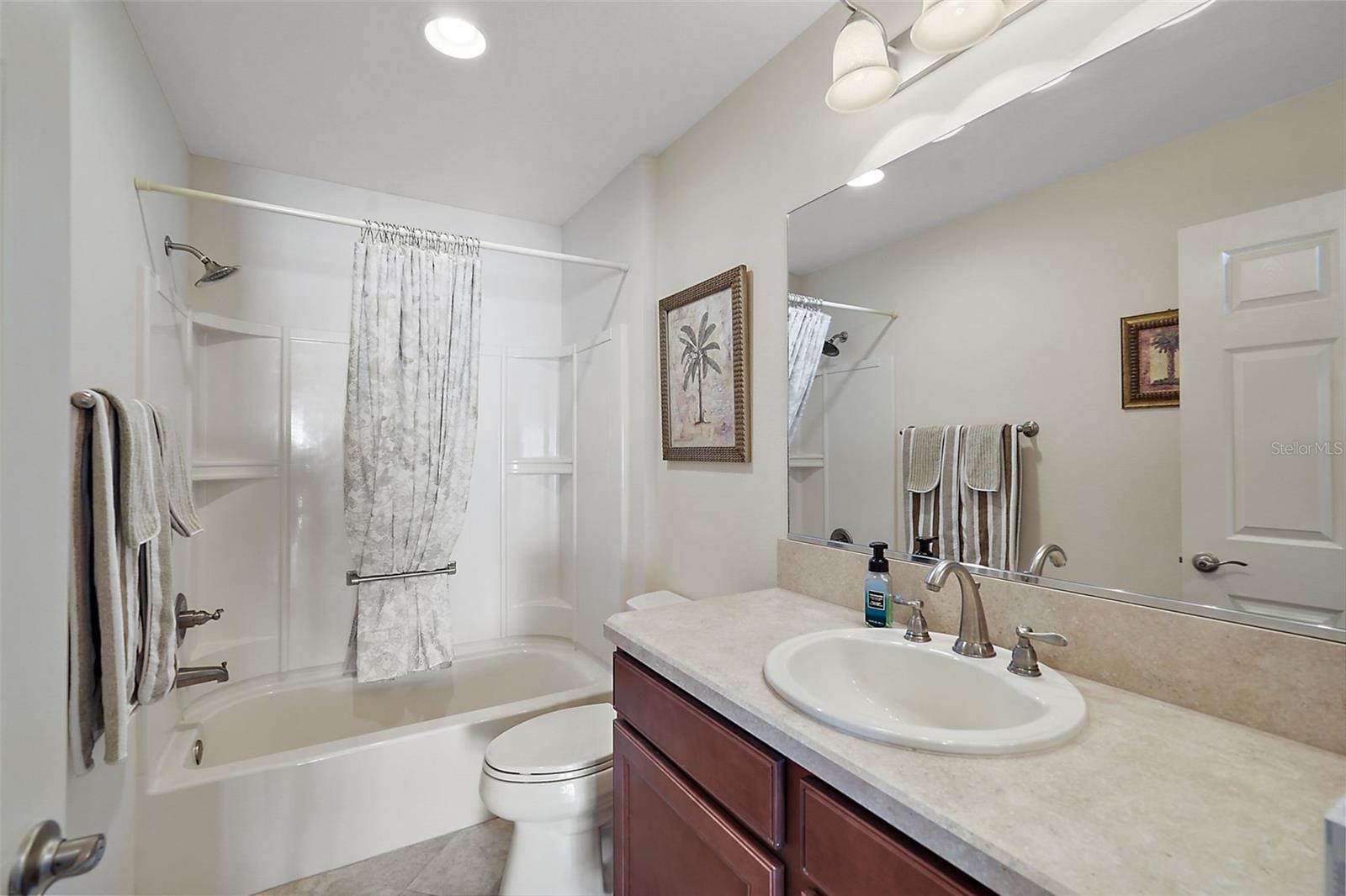 5738 LEIGH LN, THE VILLAGES, FL, 32163