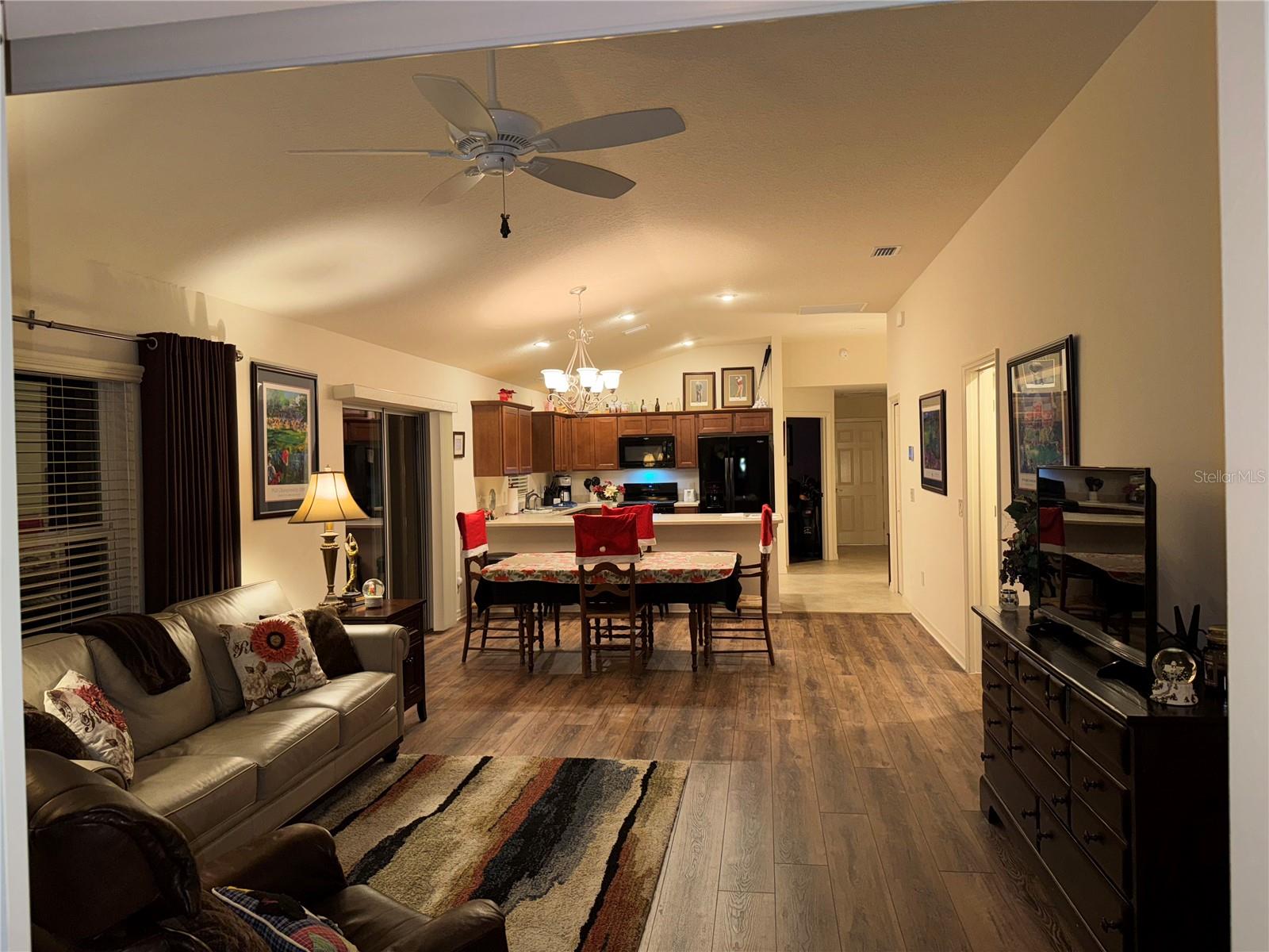 5738 LEIGH LN, THE VILLAGES, FL, 32163