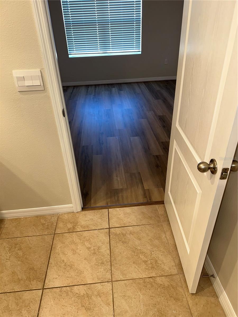 717 SQUIRES GROVE DR, WINTER HAVEN, FL, 33880